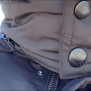 Meet your Posher, Rita